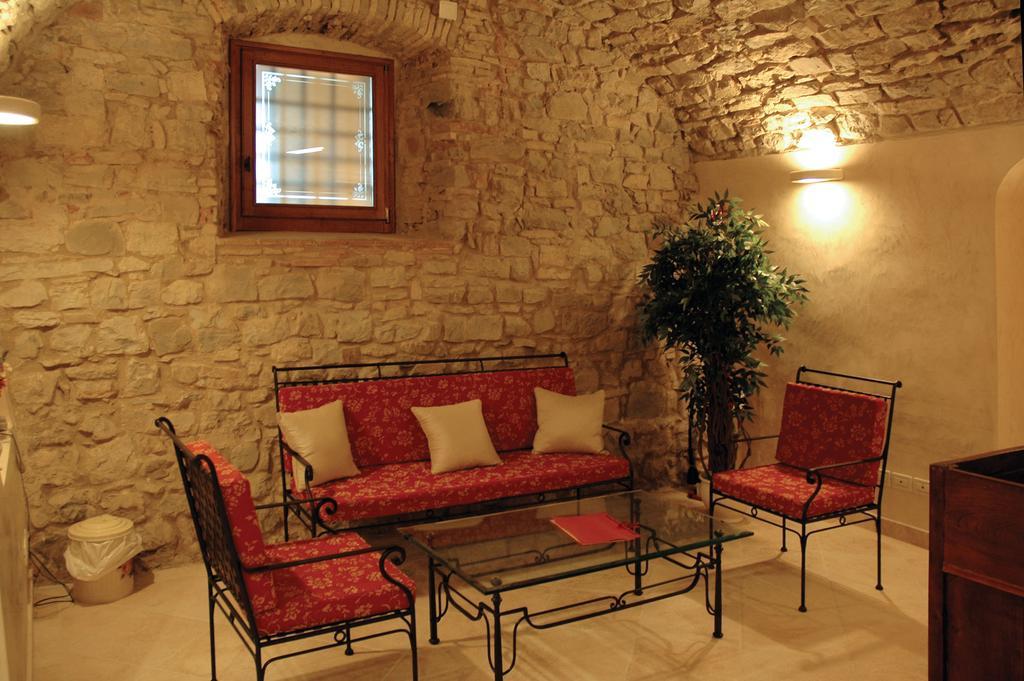 Hotel Palazzo Squarcialupi Кастелліна-ін-К'янті Екстер'єр фото
