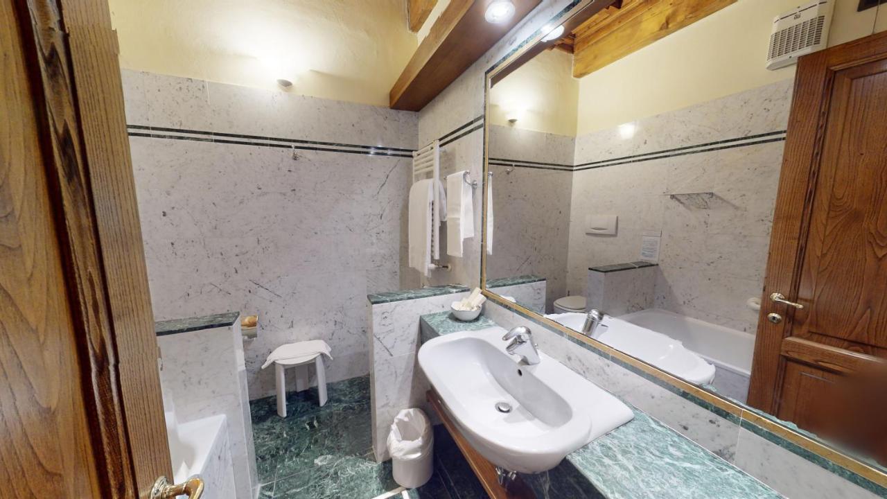Hotel Palazzo Squarcialupi Кастелліна-ін-К'янті Екстер'єр фото