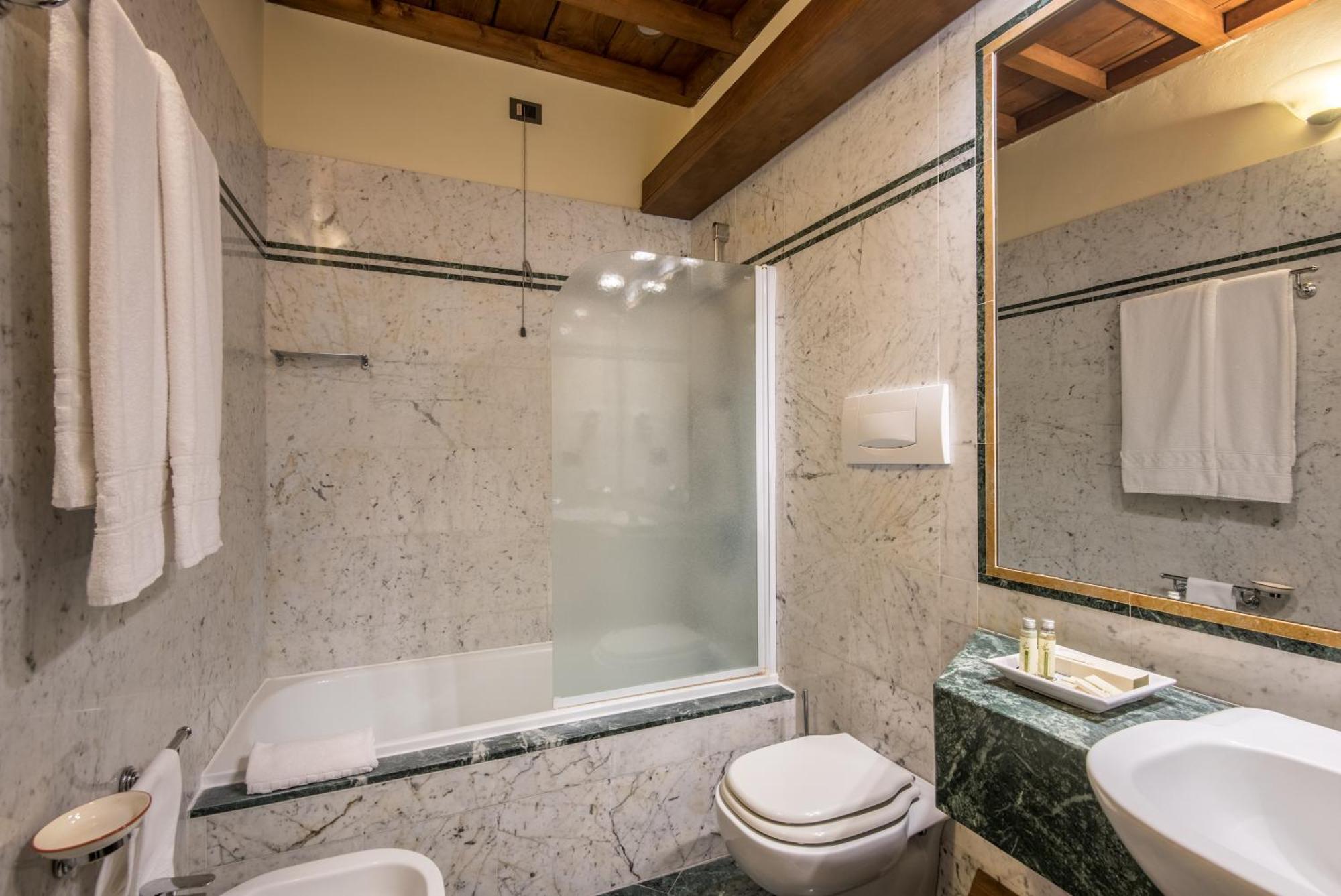 Hotel Palazzo Squarcialupi Кастелліна-ін-К'янті Екстер'єр фото