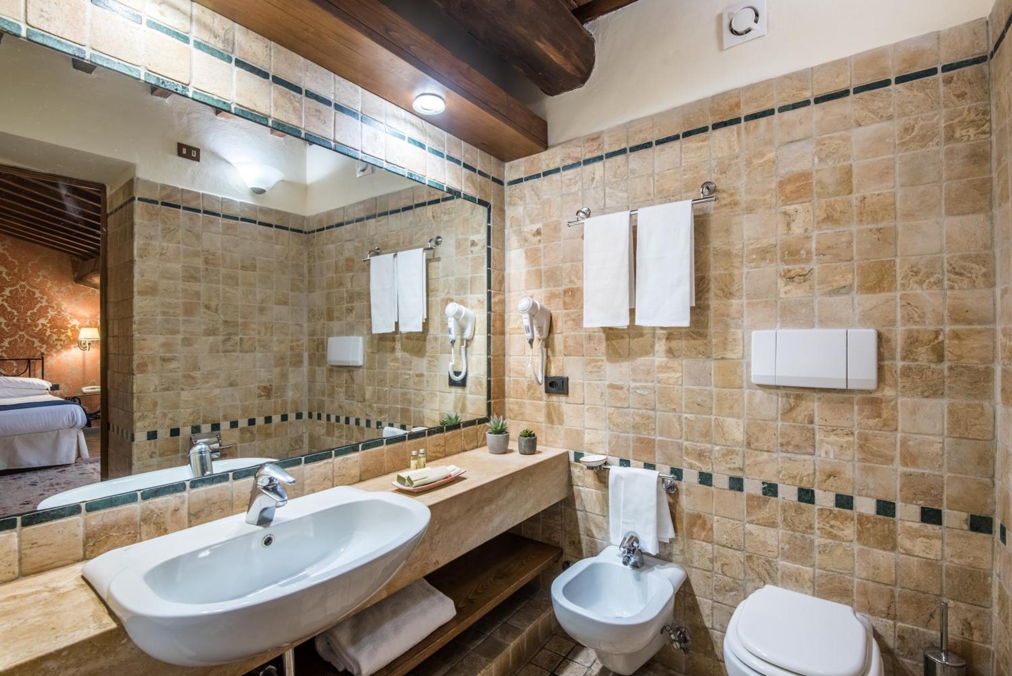 Hotel Palazzo Squarcialupi Кастелліна-ін-К'янті Екстер'єр фото
