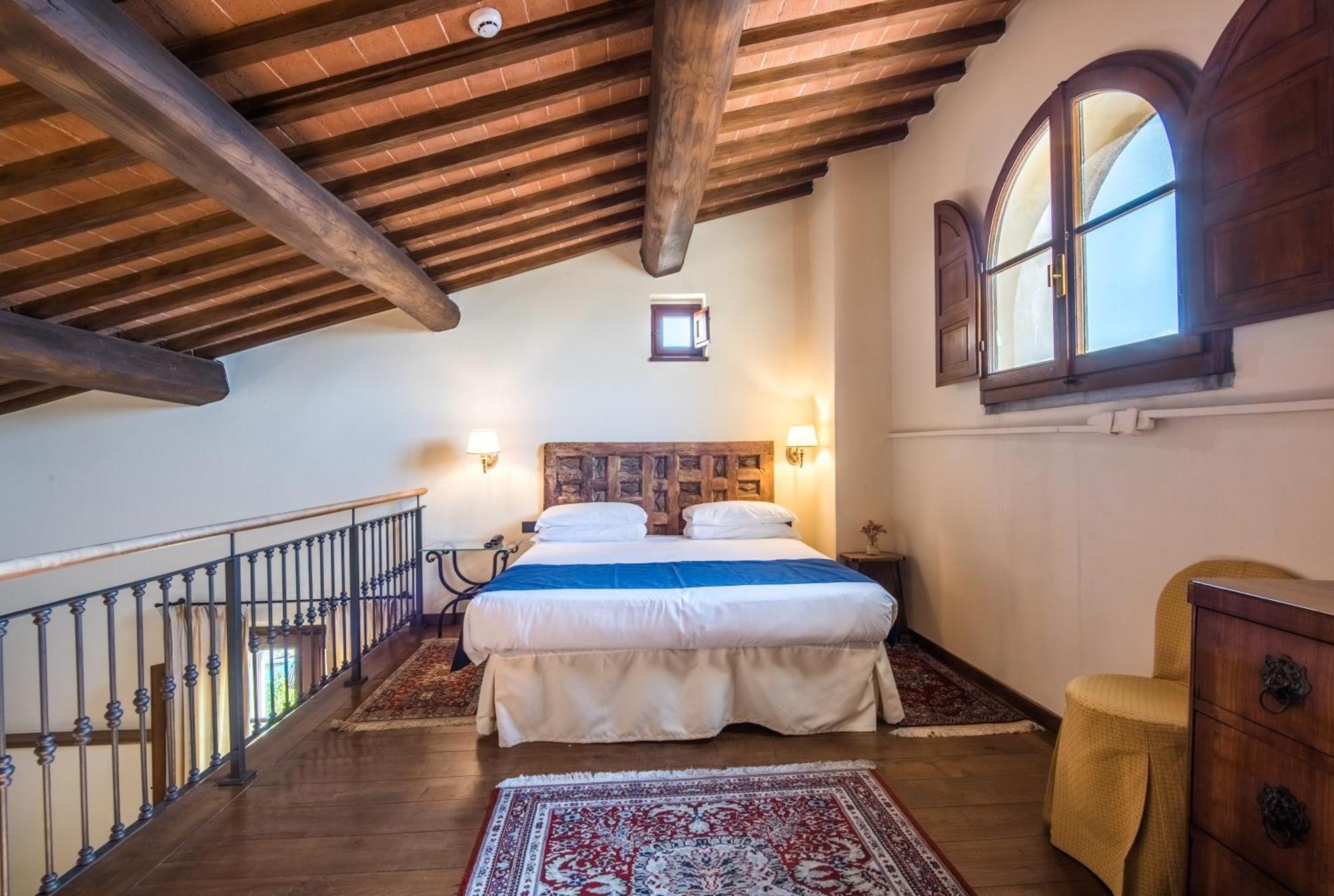 Hotel Palazzo Squarcialupi Кастелліна-ін-К'янті Екстер'єр фото